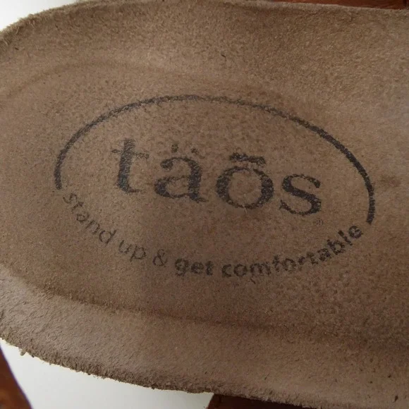 Taos Traveler Silver Gold Floral Wedge Sandals Leather Size 39 EU / 8-8.5 US - Picture 8 of 10